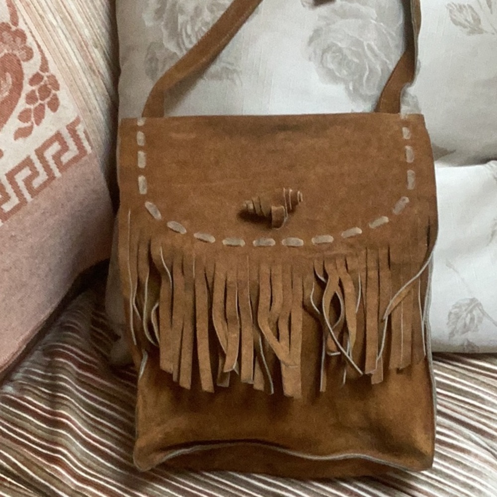 Vintage mid 60’s hippie brown suede fringed shoulder bag boho